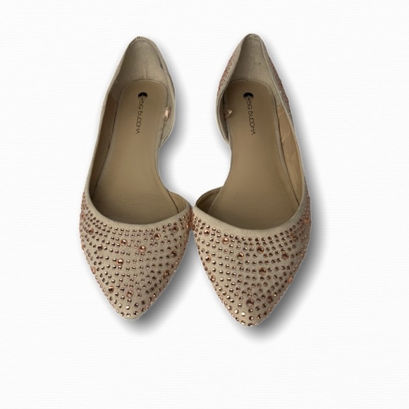 Pointy Flat - Picture 1 of 2